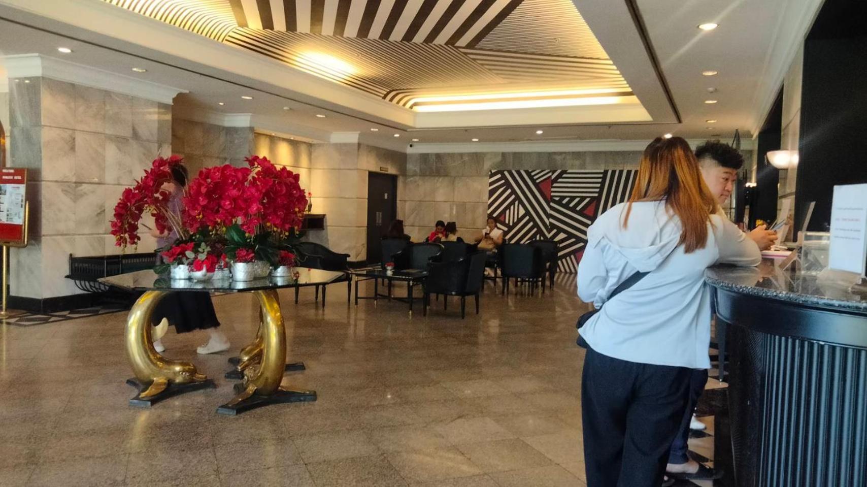Отель Witz Bangkok Ramkhamhaeng Экстерьер фото