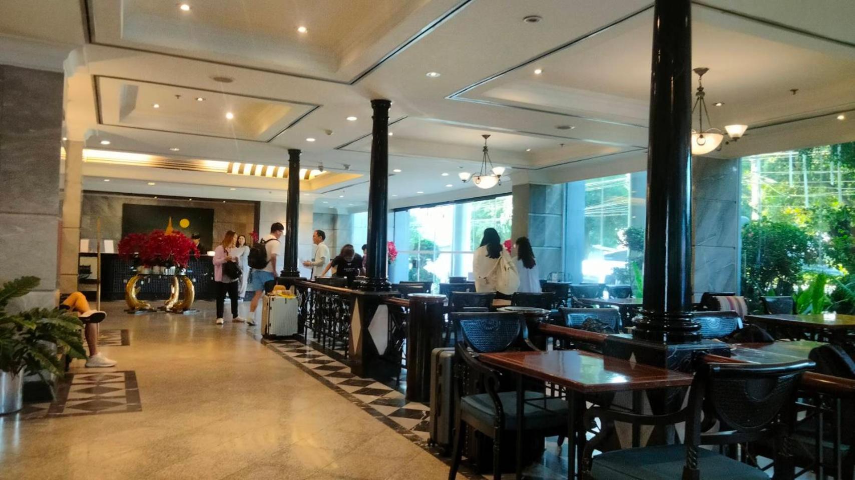 Отель Witz Bangkok Ramkhamhaeng Экстерьер фото
