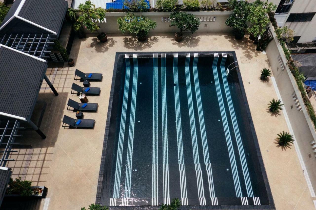 Отель Witz Bangkok Ramkhamhaeng Экстерьер фото